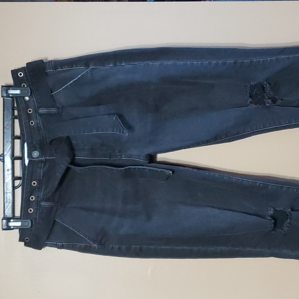 Vervet Belted Jeans - Picture 9 of 14